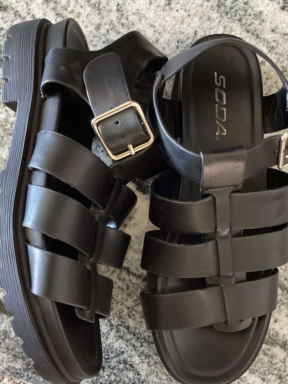 WOMENS SODA Black Fisherman Sandals